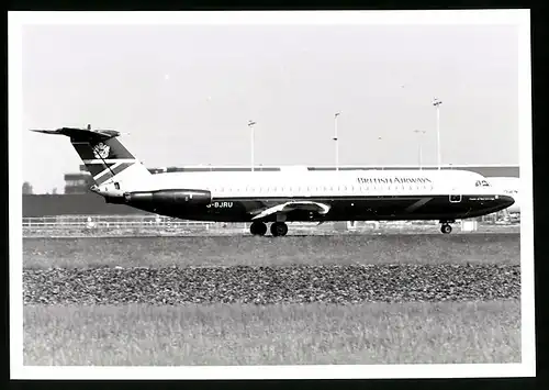 Fotografie Flugzeug BAC 1-11, Passagierflugzeug der British Airways, Kennung G-BJRU