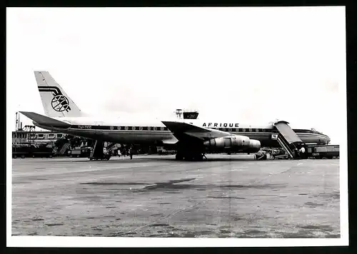 Fotografie Flugzeug Douglas DC-8, Passagierflugzeug der Air Afrique, Kennung TU-TCC