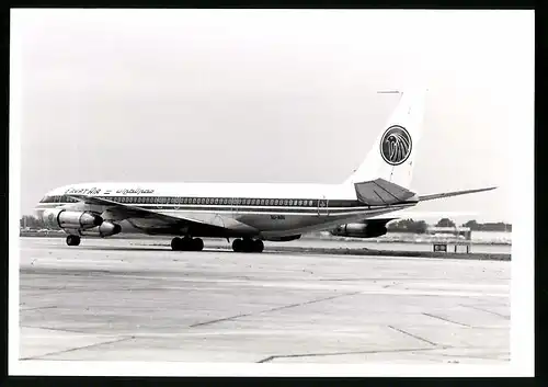 Fotografie Flugzeug Boeing 707, Passagierflugzeug der Egypt Air, Kennung SU-AOU