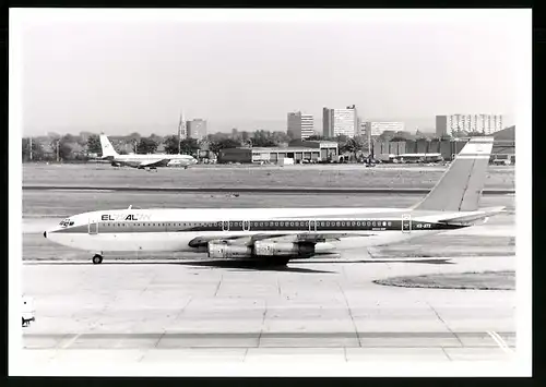 Fotografie Flugzeug Boeing 707, Passagierflugzeug der Israel Airlines, Kennung 4X-ATX