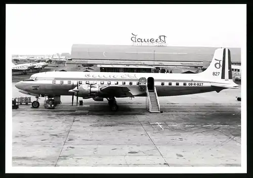Fotografie Flugzeug Douglas DC-6, Passagierflugzeug der Faucett, Kennung OB-R-827