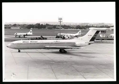Fotografie Flugzeug Vickers VC-10, Passagierflugzeug der Ghana Airways, Kennung 9G-ABO