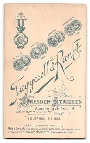 Fotografie Taggesell & Ranft, Dresden-Striesen, Augsburger-Str. 9, Junge Dame im modischen Kleid