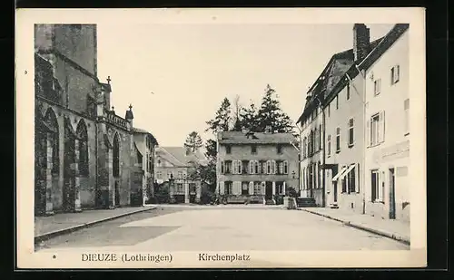 AK Dieuze /Lothringen, Kirchenplatz