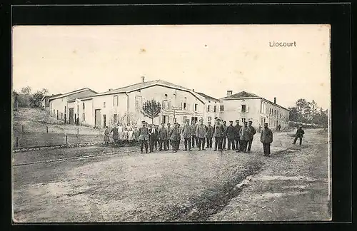 AK Liocourt, Strassenpartie mit Soldaten