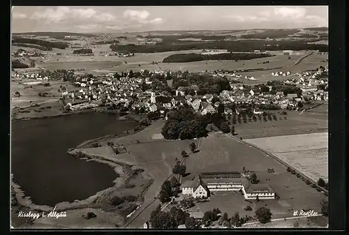 AK Kisslegg / Allgäu, Totalansicht, Luftaufnahme