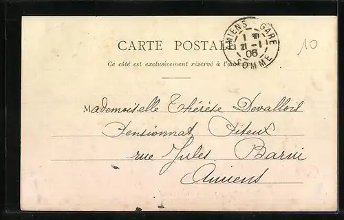 AK St-Leger-les-Domart, La Place