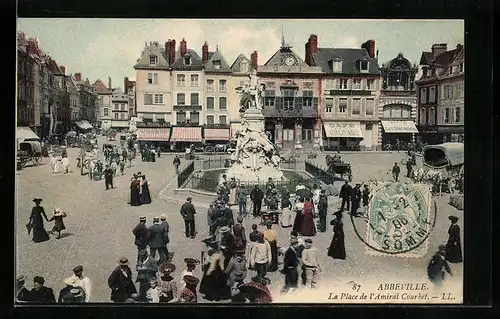 AK Abbeville, La Place de l`Amiral Courbet