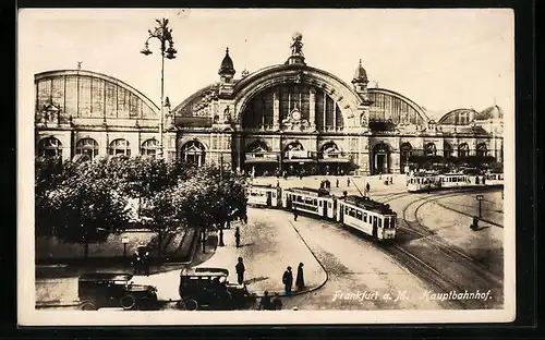 AK Frankfurt a. Main, Strassenbahnen vor dem Hauptbahnhof