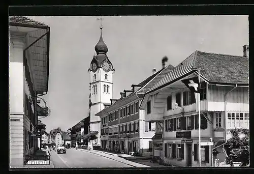 AK Huttwil, Strasse durch den Ort, an der Kirche
