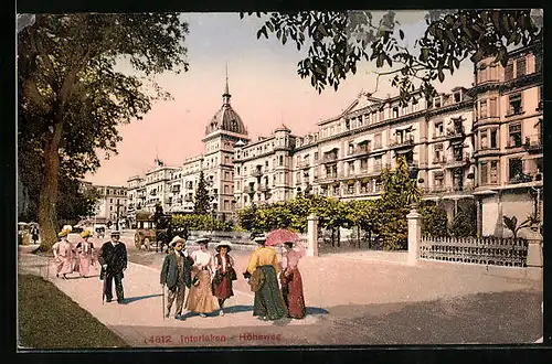 AK Interlaken, Passanten auf dem Höheweg