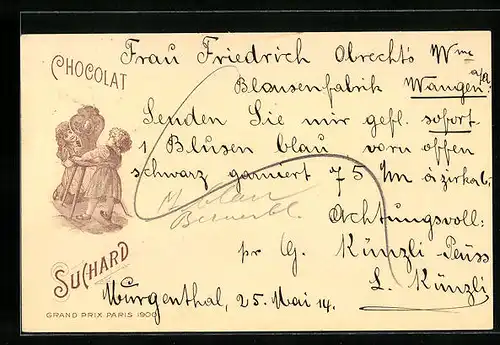 AK kleine Mädchen spielen Verstecken und essen Schokolade, Chocolat Suchard