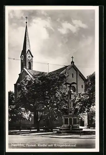 AK Neu-Ulm, Protest. Kirche mit Kriegerdenkmal