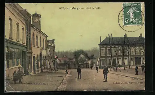 AK Ailly-sur-Noye, Hotel de Ville, Grand Place