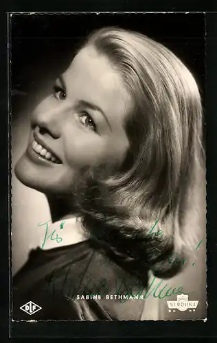 AK Schauspielerin Sabine Bethmann, gesehen im Donkosakenlied, Autograph
