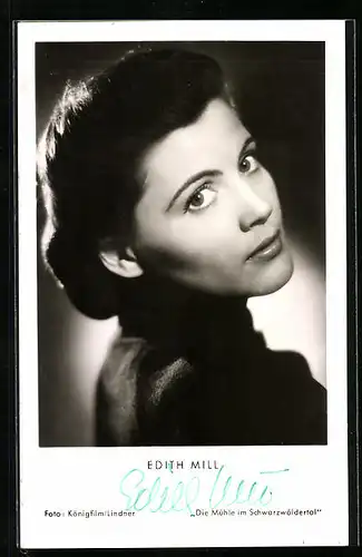 AK Schauspielerin Edith Mill, den Blick in die Kamera gerichtet, Autograph