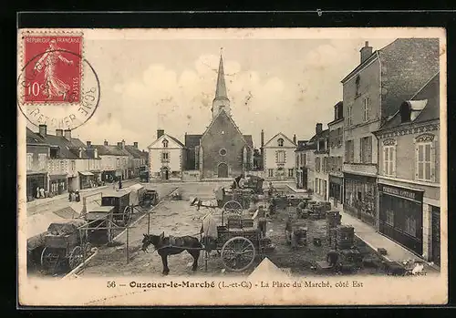 AK Ouzouer-le-Marché, La Place du Marché, Côté Est