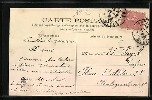 AK Saint-Léonard, La Tour de l`Eglise vue de la Grande-Rue