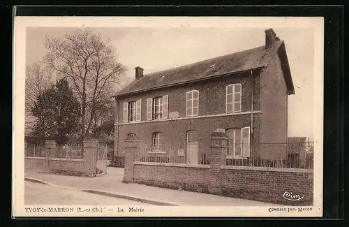 AK Yvoy-le-Marron, La Mairie