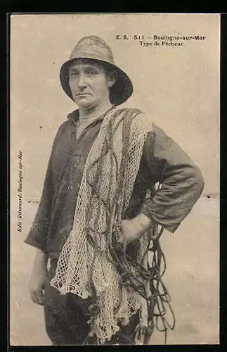 AK Boulogne-sur-Mer, Type de pecheur, Fischer mit Netzen