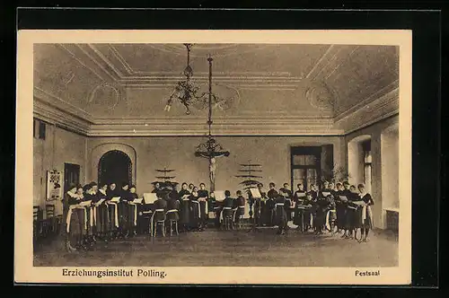 AK Polling, Erziehungsinstitut, Chor im Festsaal