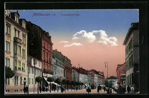 AK Mülhausen i. E., Colmarerstrasse mit Passanten