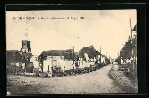 AK Reiningen, Ansicht des in Brand geschossenen Dorfes