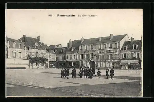 AK Romorantin, La Place d`Armes