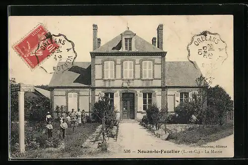 AK Nouan-le-Fuzelier, La Mairie