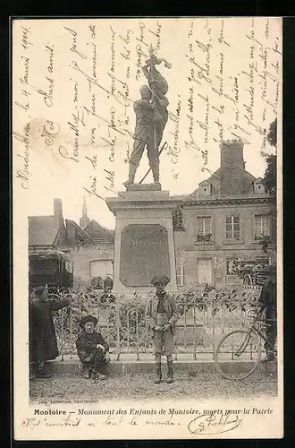 AK Montoire, Monument des Enfants de Montoire