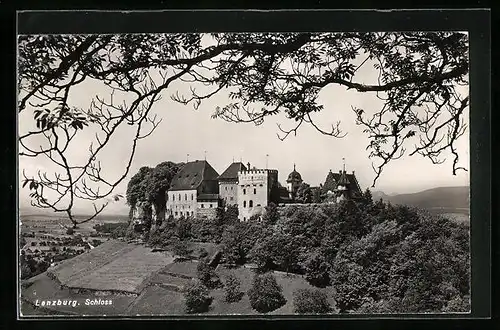 AK Lenzburg, Blick auf das Schloss