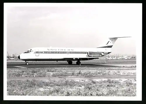 Fotografie Flugzeug Douglas DC-9, Passagierflugzeug deer Southern, Kennung N8906E