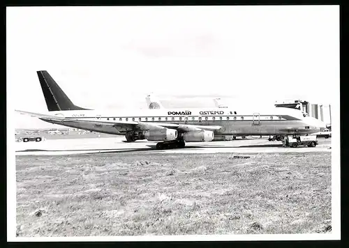 Fotografie Flugzeug Douglas DC-8, Passagierflugzeug der Pomair Ostend, Kennung OO-CMB