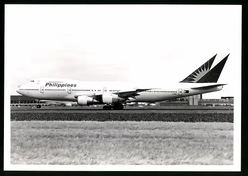 Fotografie Flugzeug Boeing 747 Jumbojet, Passagierflugzeug der Philippines, Kennung EI-BWF