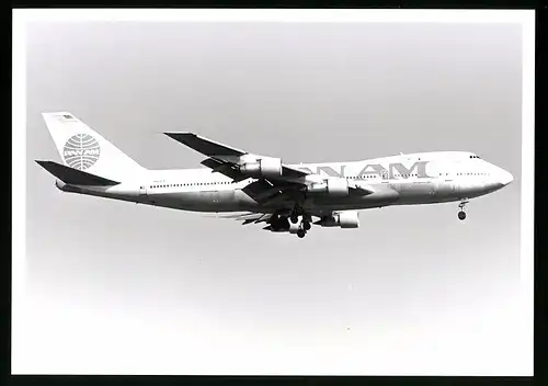 Fotografie Flugzeug Boeing 747 Jumbojet, Passagierflugzeug der Pan Am, Kennung N659PA