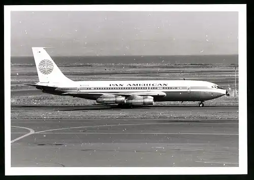 Fotografie Flugzeug Boeing 707, Passagierflugzeug der Pan American, Kennung N785PA