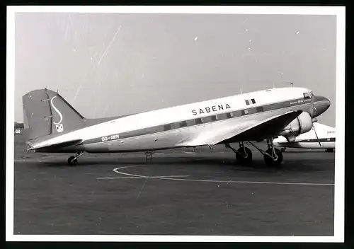Fotografie Flugzeug Douglas DC-3, Passagierflugzeug der Sabena, Kennung OO-AWM