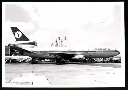 Fotografie Flugzeug Douglas DC-10, Passagierflugzeug der Sabena, Kennung OO-SLE