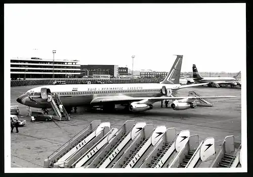 Fotografie Flugzeug Boeing 707, Passagierflugzeug der Suid Afrikaanse Lugdiens