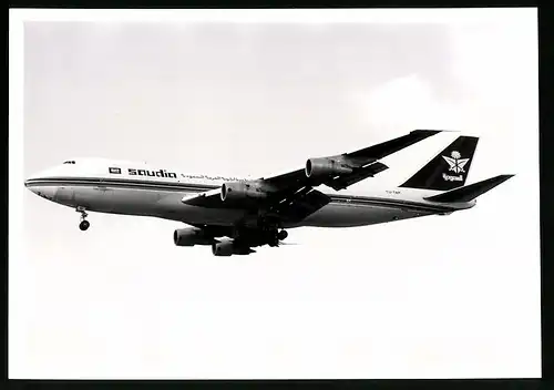 Fotografie Flugzeug Boeing 747 Jumbojet, Passagierflugzeug der Saudia, Kennung TU-TAP