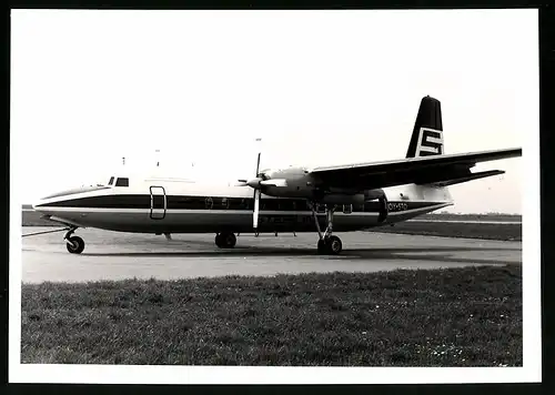 Fotografie Flugzeug Fokker F27, Passagierflugzeug der Sterling, Kennung OY-STO