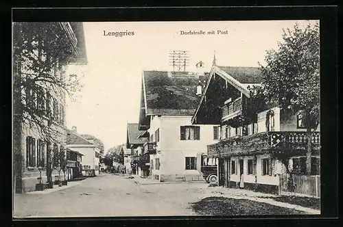 AK Lenggries, Dorfstrasse mit Post