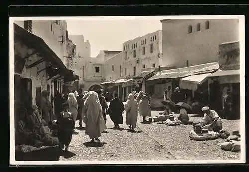 AK Tetuan, Strassenszene mit Händlern