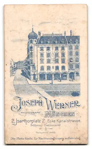 Fotografie Joseph Werner, München, Isartorplatz 2 Ecke Kanalstr., Modisch gekleideter Herr mit Moustache