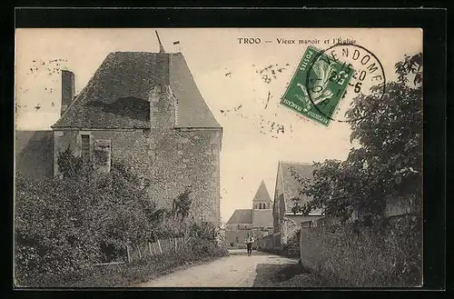 AK Troo, Vieux manoir et l`Eglise