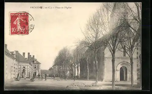 AK Pruniers, Place de l`Eglise