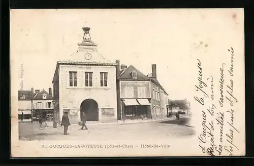 AK Oucques-la-Joyeuse, Hotel-de-Ville