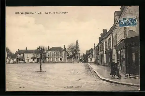 AK Oucques-la-Joyeuse, La Place du Marche