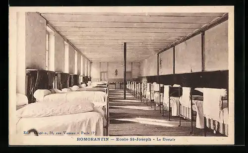 AK Romorantin, Ecole St-Joseph - Le Dortoir