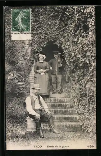 AK Troo, Entree de la grotte